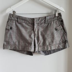 Billabong Pinstripe Cuffed Leisure Shorts Grey Pink Women Size 7